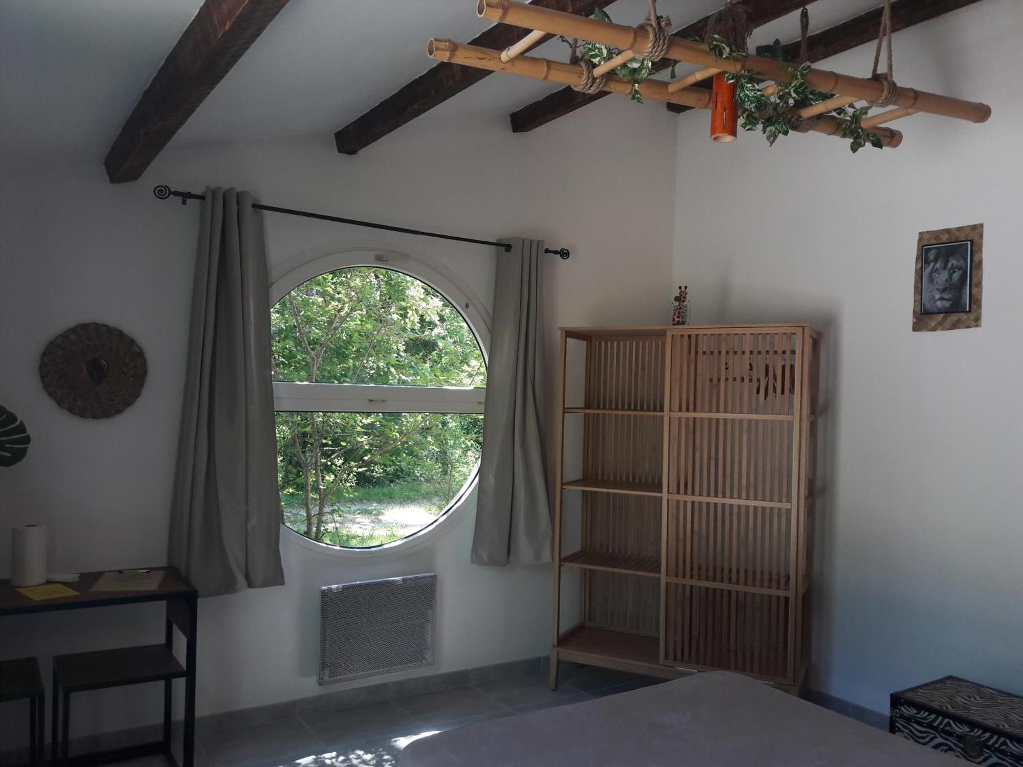 Le Clos Des Dryades S Vers  Luaran gambar